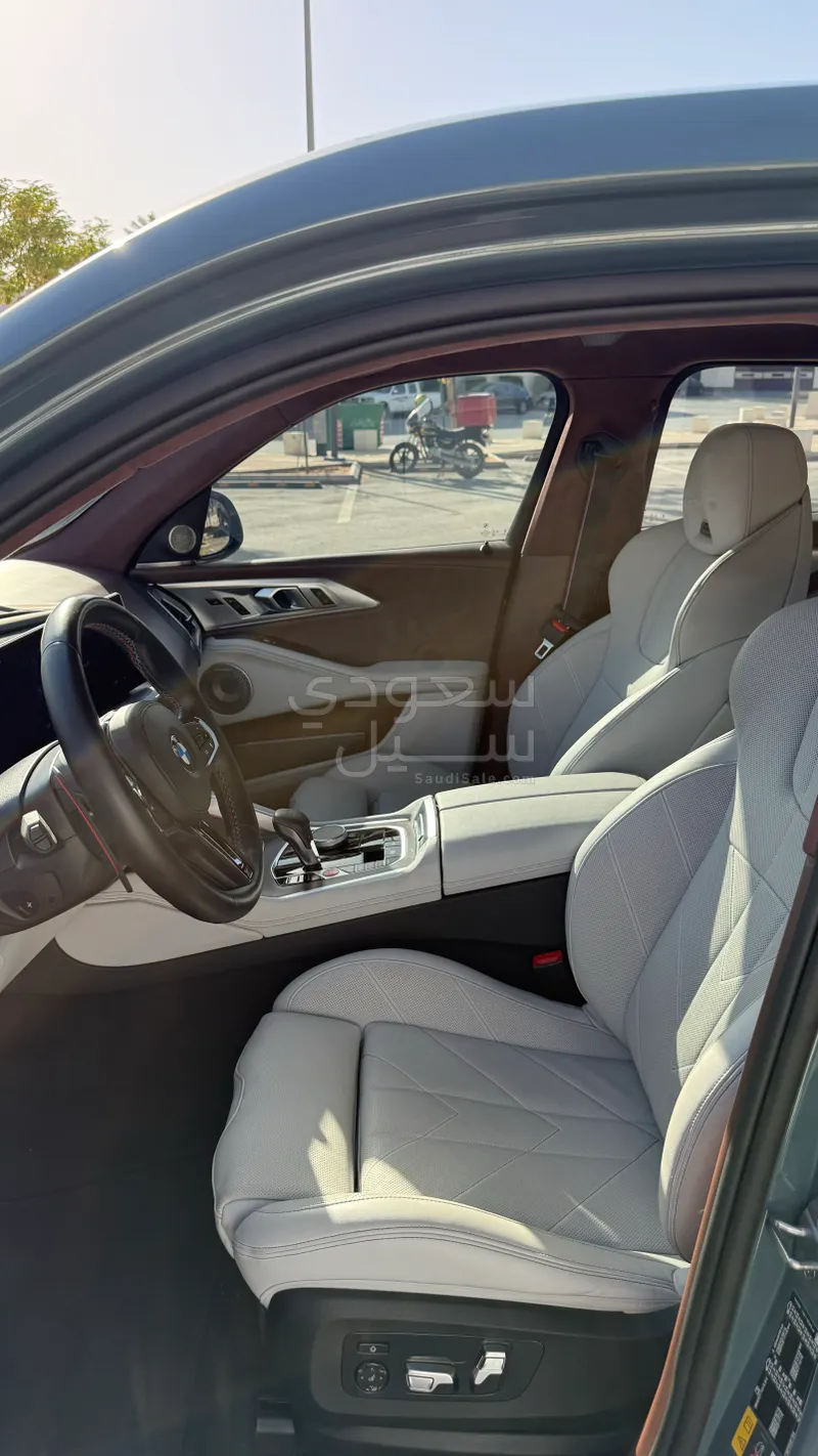 2023 BMW XM