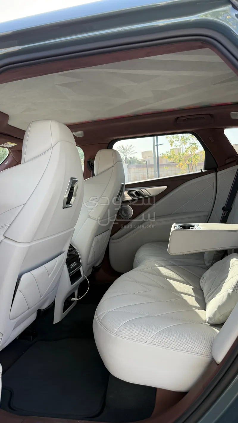 2023 BMW XM