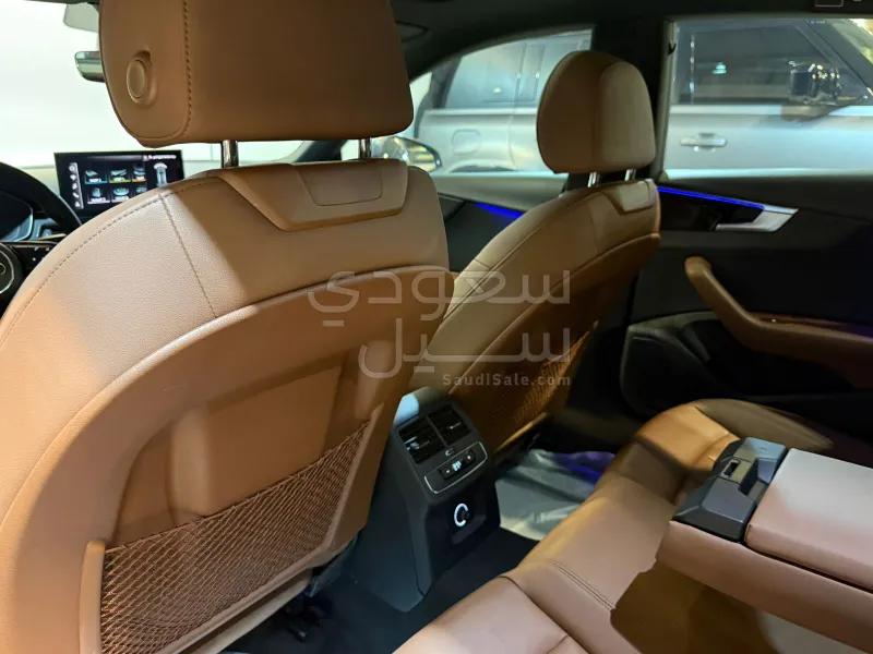 2020 اودي اي 5 40 تي اف اس اي اس لاين