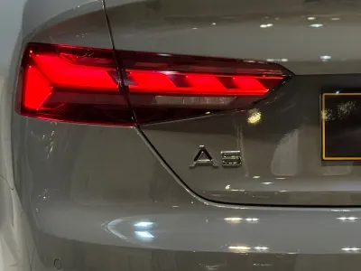 2020 اودي اي 5 40 تي اف اس اي اس لاين