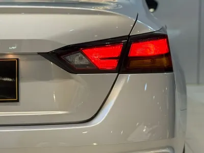 2023 نيسان التيما