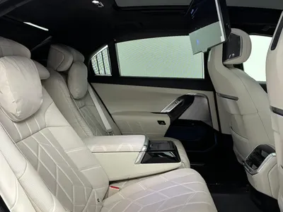 2024 BMW 7 Series 740i