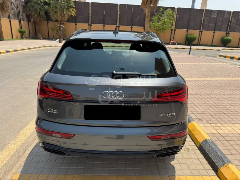 2021 Audi Q5 S Line