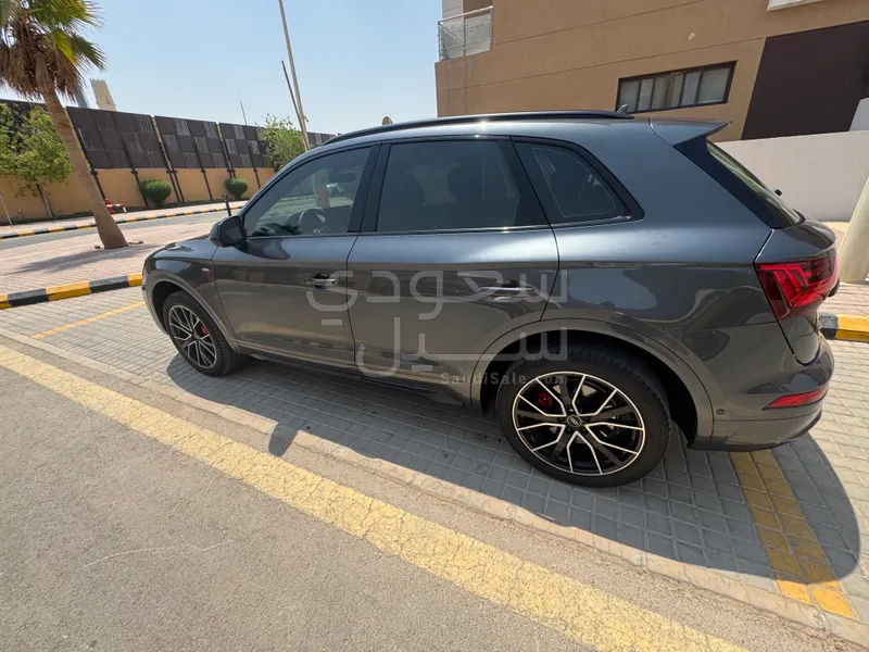 2021 Audi Q5 S Line