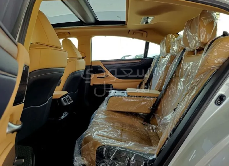 2025 Lexus ES 350 DD