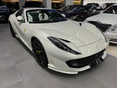 2021 Ferrari 812 GTS