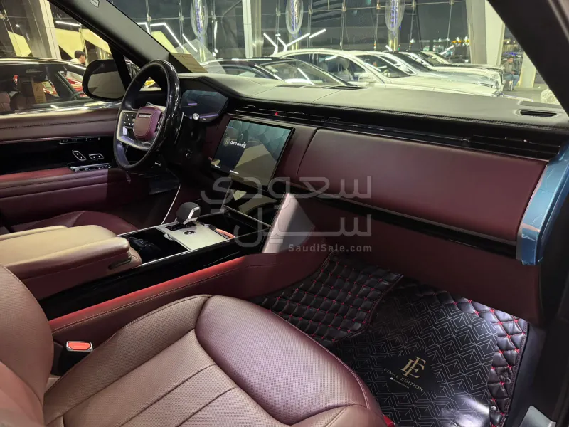 2024 Land Rover Range Rover Autobiography