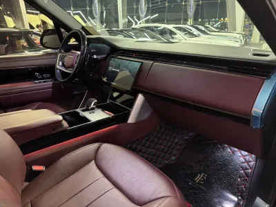 2024 Land Rover Range Rover Autobiography