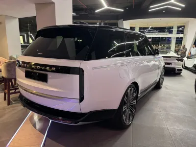 2024 Land Rover Range Rover Autobiography