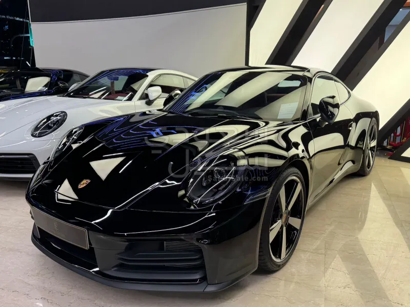 2025 Porsche 911 Carrera