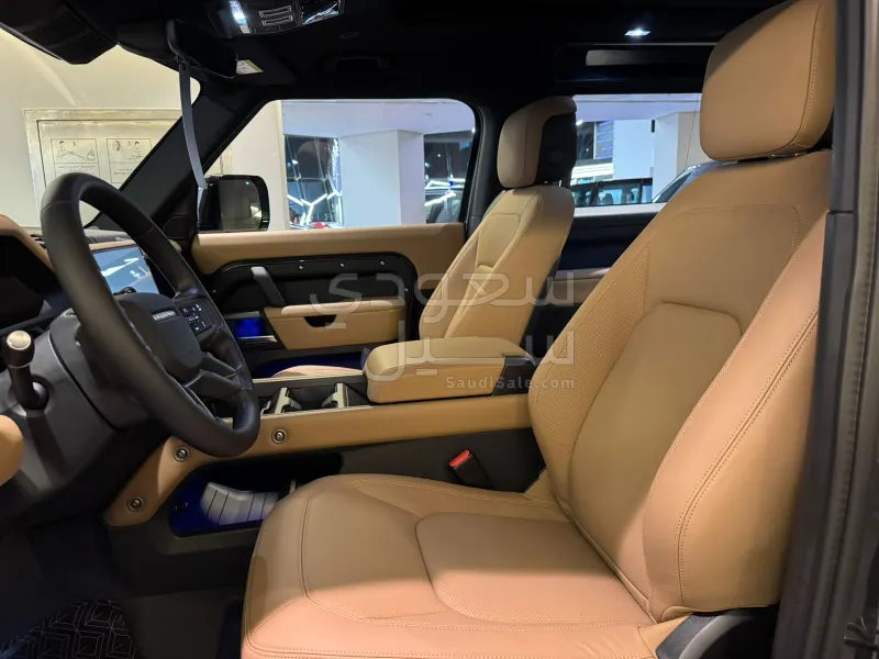 2025 Land Rover Defender