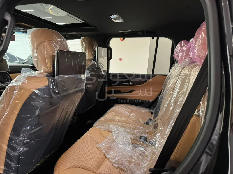 2025 Lexus LX 600