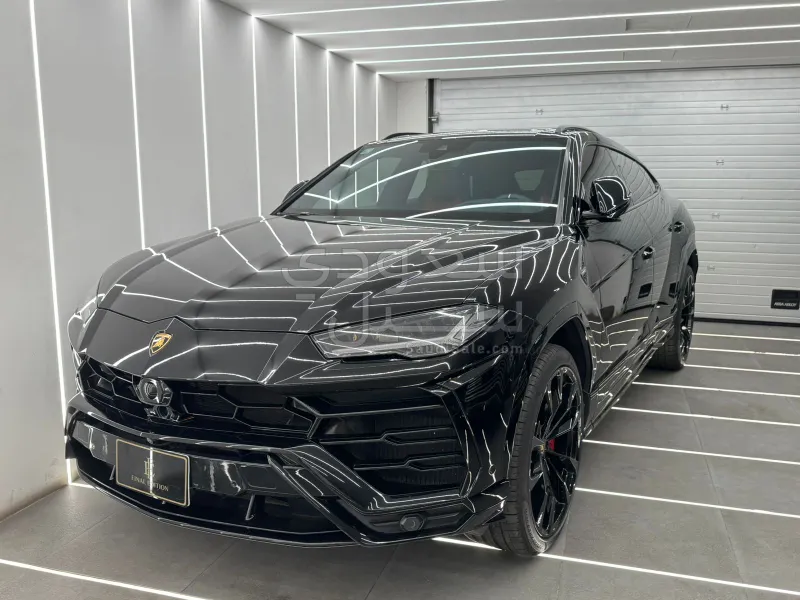 2019 Lamborghini URUS