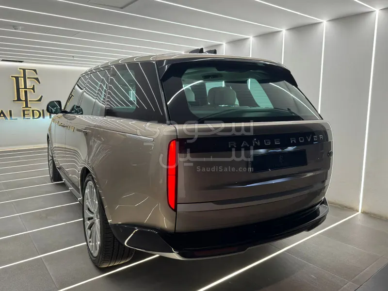 2022 Land Rover Range Rover First Edition