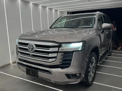 2022 Toyota Land Cruiser GXR
