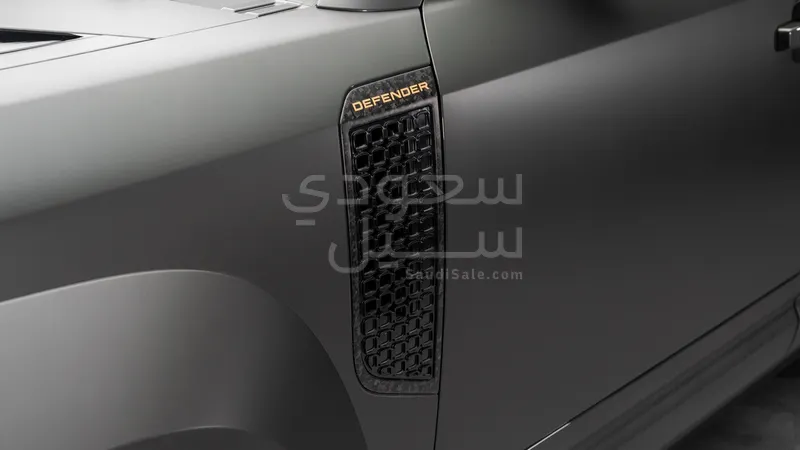 2025 لاند روفر ديفيندر اوكتا