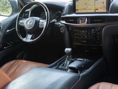 2017 Lexus LX 570