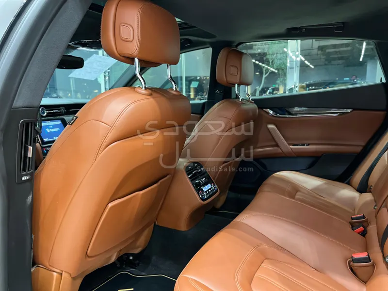 2017 Maserati Quattroporte GTS