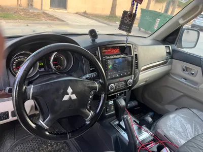 2010 Mitsubishi Pajero