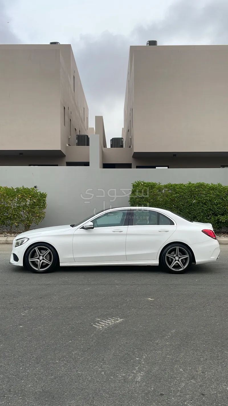 2016 Mercedes-Benz C 200 AMG