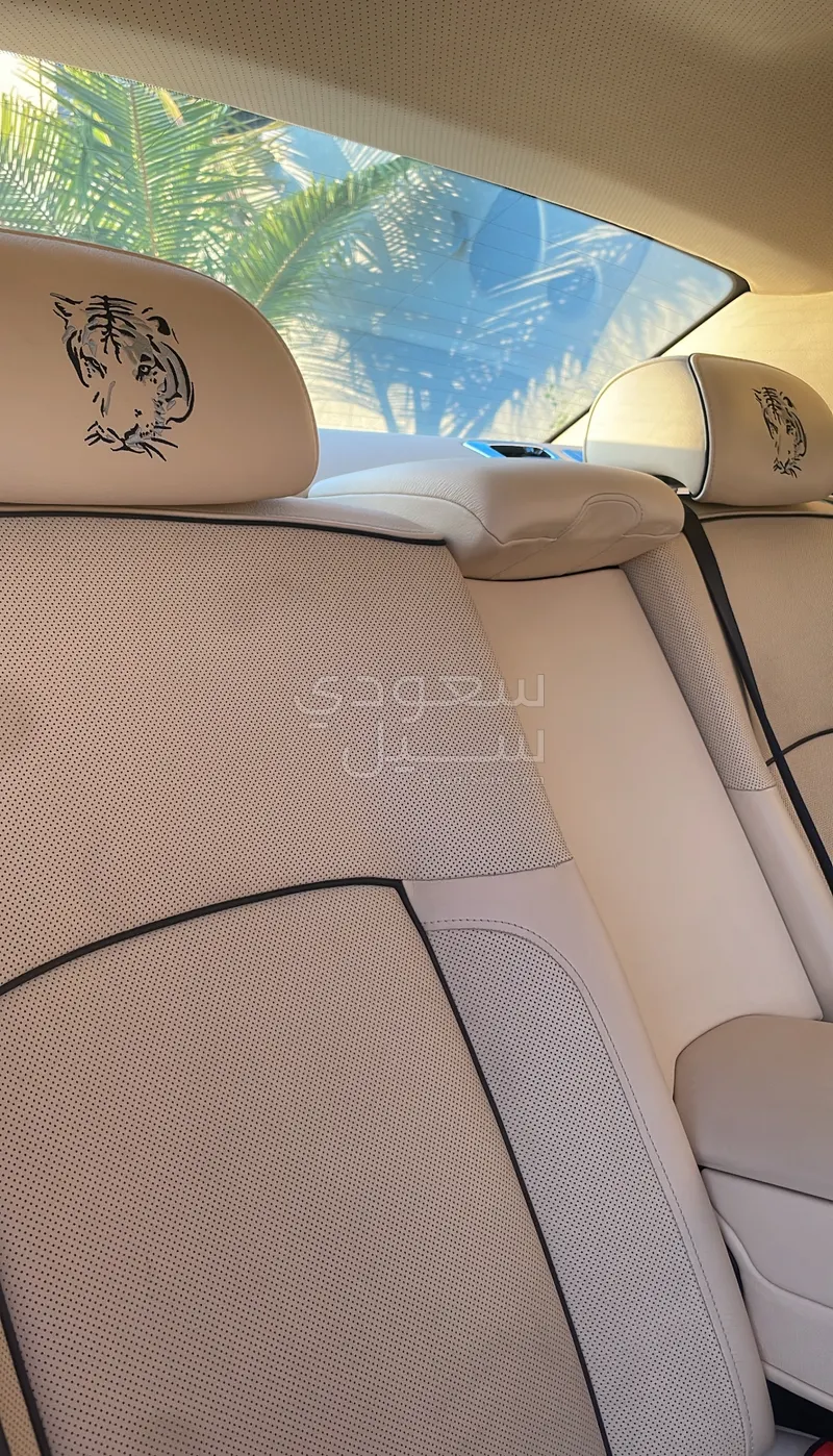 2014 رولز رويس قوست