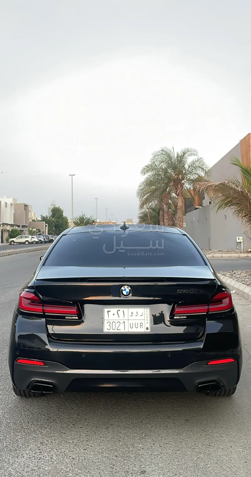 2021 بي ام دبليو الفئة الخامسة 520 أي إم كت