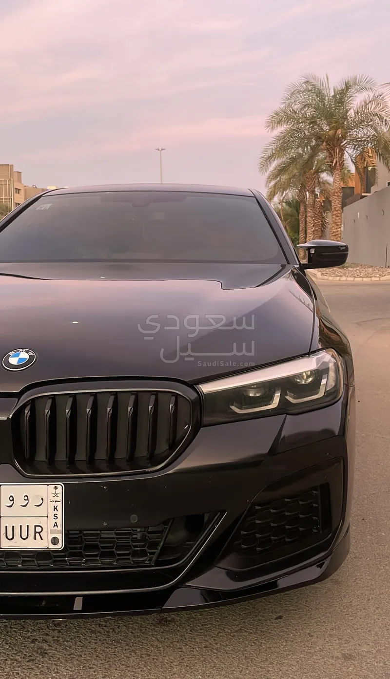 2021 بي ام دبليو الفئة الخامسة 520 أي إم كت