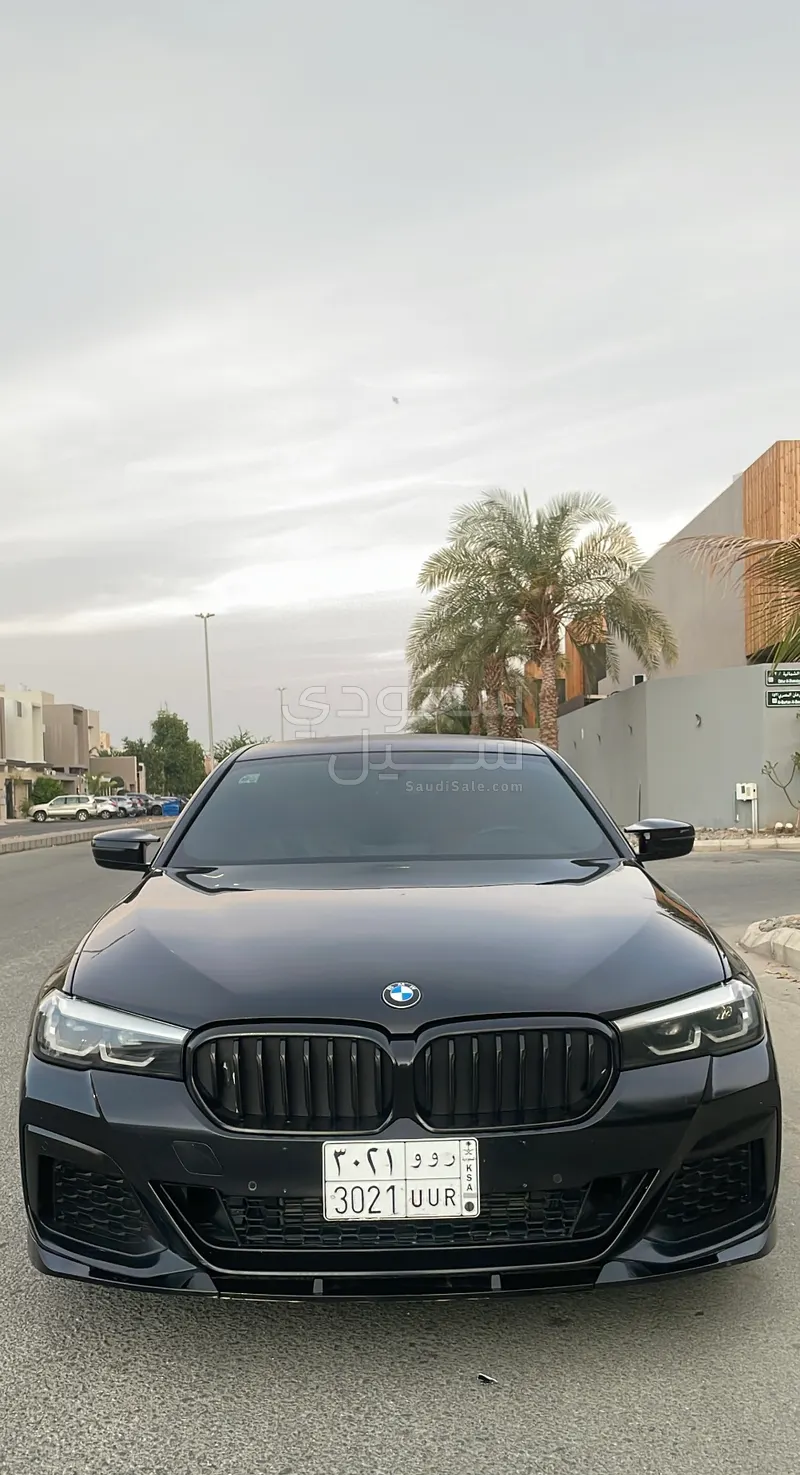 2021 بي ام دبليو الفئة الخامسة 520 أي إم كت