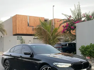 2021 بي ام دبليو الفئة الخامسة 520 أي إم كت