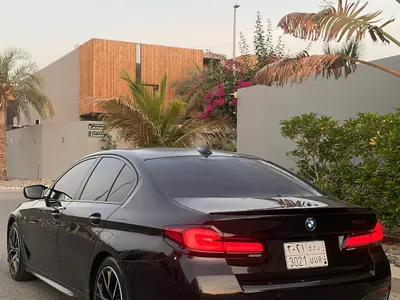 2021 بي ام دبليو الفئة الخامسة 520 أي إم كت