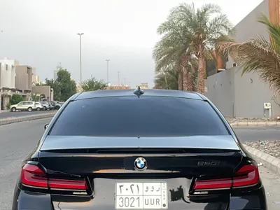 2021 بي ام دبليو الفئة الخامسة 520 أي إم كت