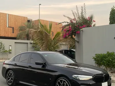 2021 بي ام دبليو الفئة الخامسة 520 أي إم كت