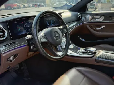2017 Mercedes-Benz E 200