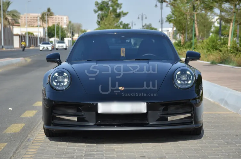2025 بورش 911 كاريرا