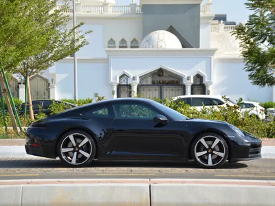 2025 بورش 911 كاريرا