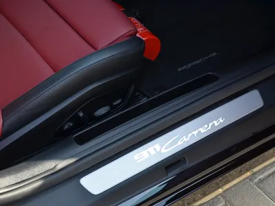 2025 بورش 911 كاريرا