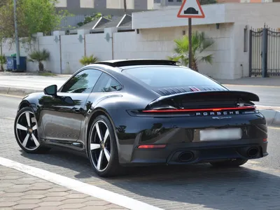 2025 بورش 911 كاريرا