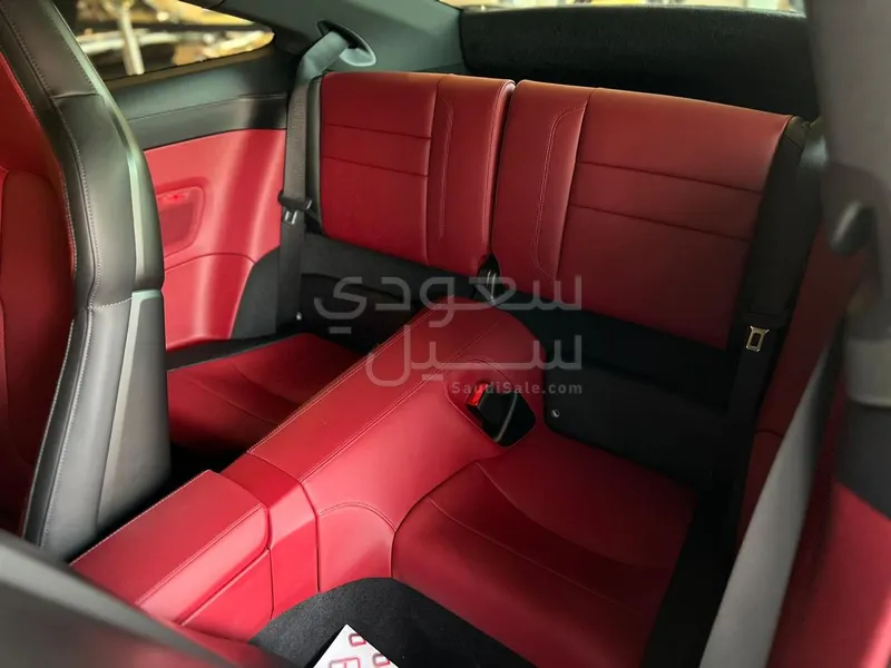 2025 بورش 911 كاريرا اس