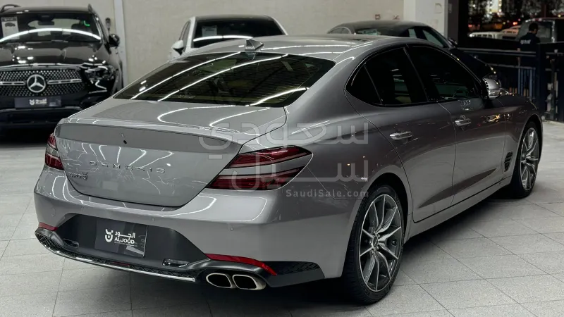 2024 Genesis G 70