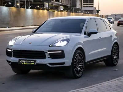 2023 Porsche Cayenne Platinum edition