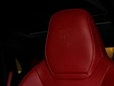 2023 Porsche Cayenne Platinum edition