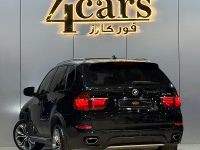 2011 بي ام دبليو الفئة اكس 5