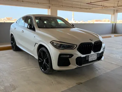 2020 BMW X Series 6 M50i