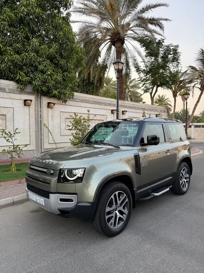 2023 Land Rover Defender 90