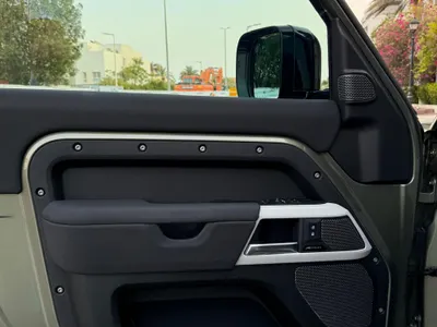 2023 Land Rover Defender 90