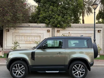 2023 Land Rover Defender 90