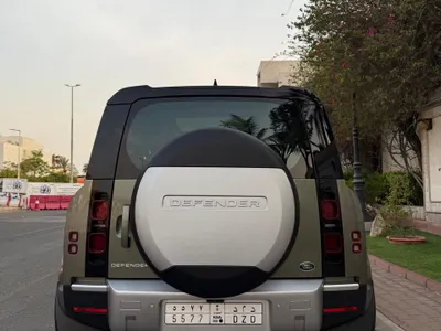 2023 Land Rover Defender 90