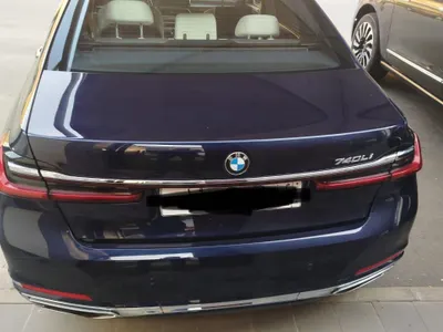 2020 بي ام دبليو الفئة السابعة 730 إل أي