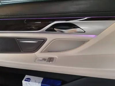 2020 بي ام دبليو الفئة السابعة 730 إل أي