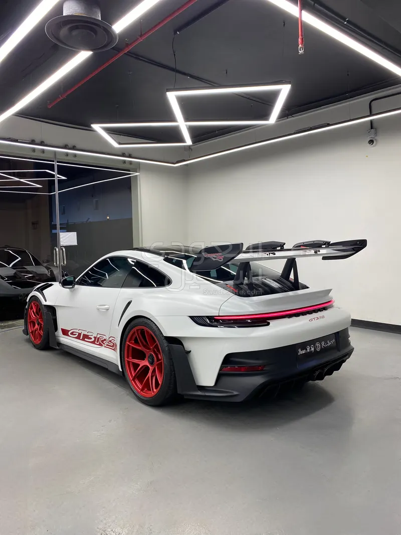 2025 بورش 911 جي تي 3 ار اس